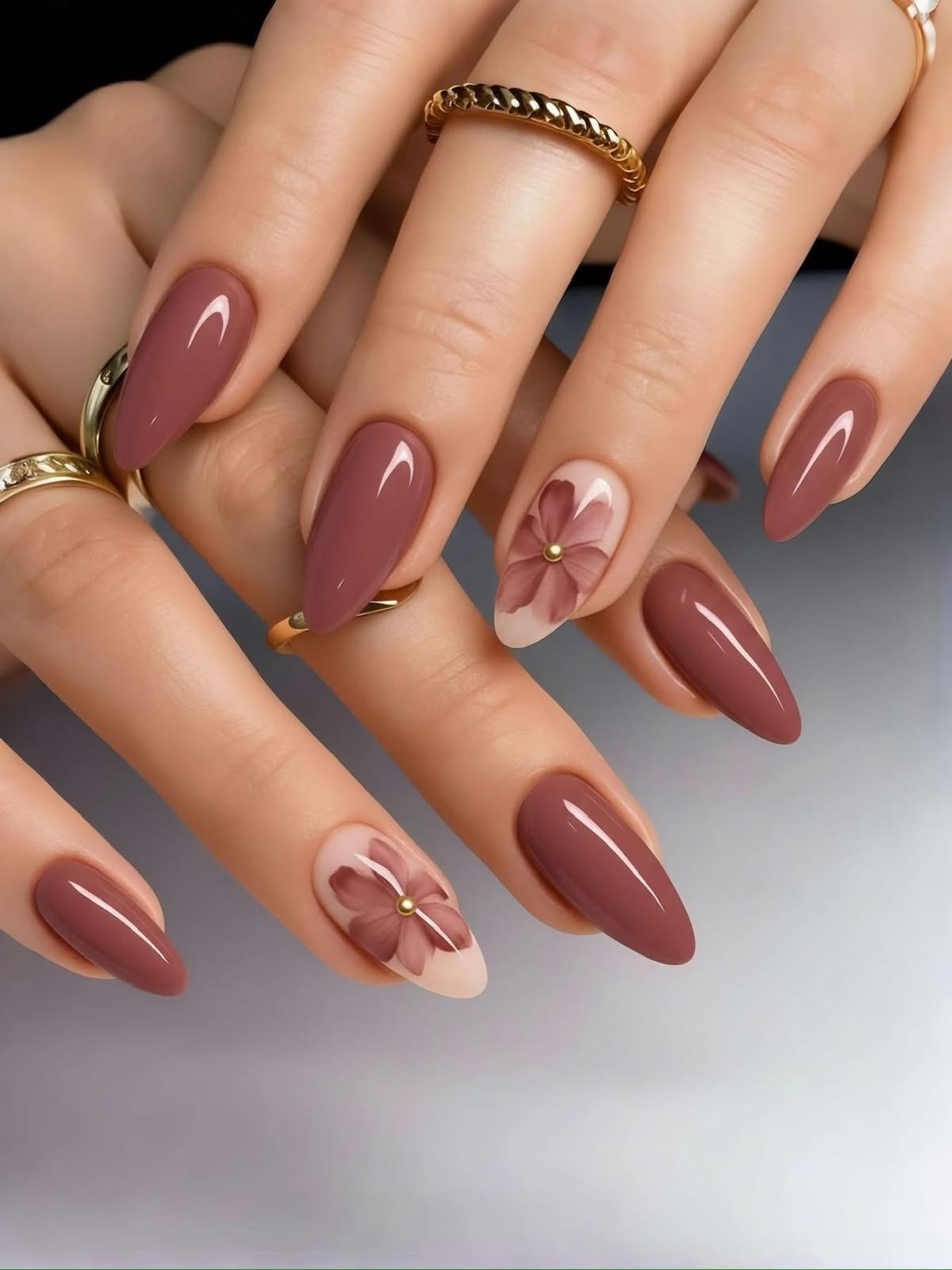 Beautiful nail extensions and nail art service in Delhi salon